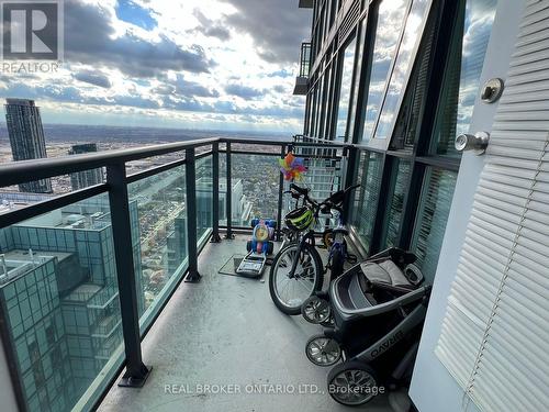 4403 - 4070 Confederation Parkway, Mississauga, ON - Outdoor With View