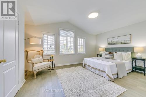 1034 Agram Drive, Oakville, ON - Indoor Photo Showing Bedroom