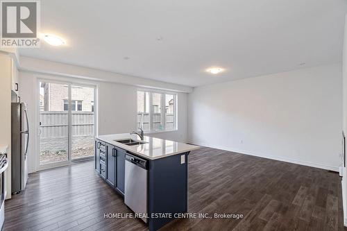 86 Keppel Circle, Brampton, ON - Indoor Photo Showing Kitchen With Double Sink