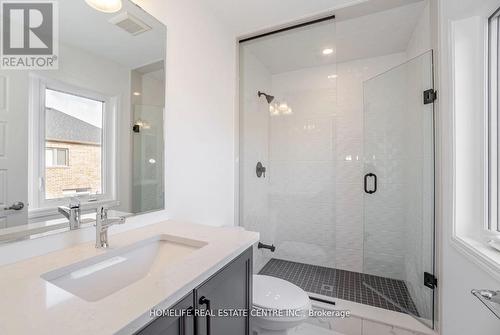 86 Keppel Circle, Brampton, ON - Indoor Photo Showing Bathroom