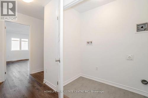 86 Keppel Circle, Brampton, ON - Indoor Photo Showing Other Room