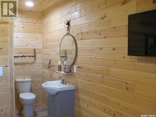 701 Pfeffer Avenue, Elbow, SK - Indoor Photo Showing Bathroom