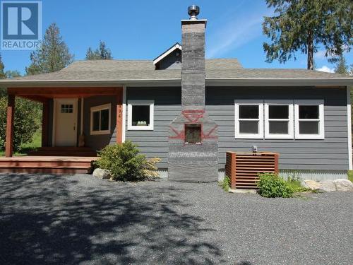 9994 Kelly Creek Road, Powell River, BC - Outdoor