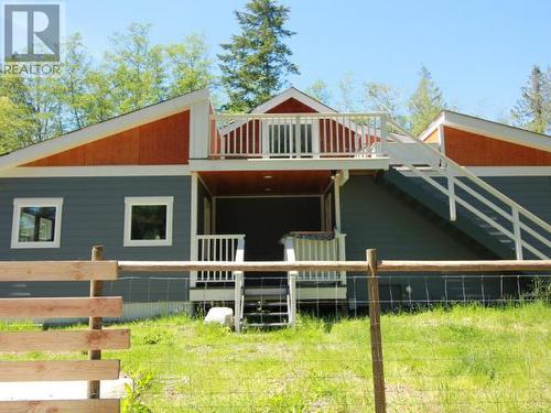 9994 Kelly Creek Road, Powell River, BC - Outdoor