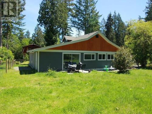 9994 Kelly Creek Road, Powell River, BC - Outdoor