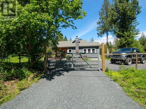 9994 Kelly Creek Road, Powell River, BC - Outdoor With Deck Patio Veranda