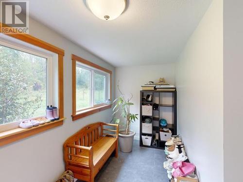 9994 Kelly Creek Road, Powell River, BC - Indoor Photo Showing Other Room