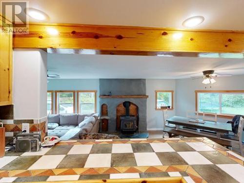 9994 Kelly Creek Road, Powell River, BC - Indoor Photo Showing Living Room With Fireplace