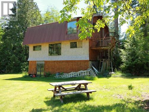 9994 Kelly Creek Road, Powell River, BC - Outdoor