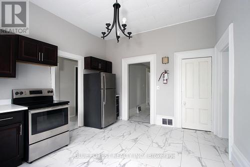 184 St. George Street, West Perth (65 - Town Of Mitchell), ON - Indoor Photo Showing Kitchen