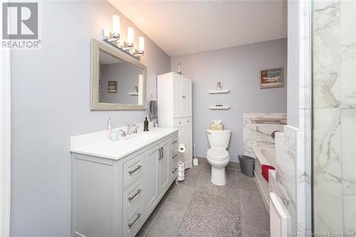 26 Miller, Moncton, NB - Indoor Photo Showing Bathroom