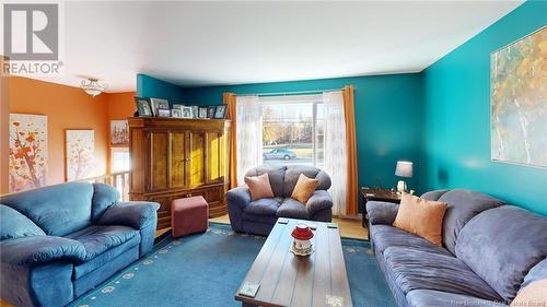 11 Sunrise Drive, Quispamsis, NB - Indoor Photo Showing Living Room