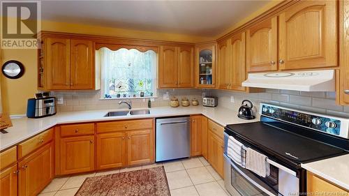 11 Sunrise Drive, Quispamsis, NB - Indoor Photo Showing Kitchen With Double Sink