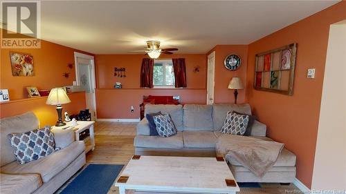 11 Sunrise Drive, Quispamsis, NB - Indoor Photo Showing Living Room