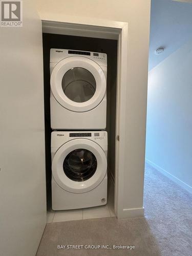 22 - 3546 Colonial Drive, Mississauga, ON - Indoor Photo Showing Laundry Room