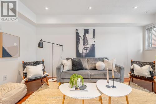 #105 - 50 Merchant Lane, Toronto, ON - Indoor Photo Showing Living Room