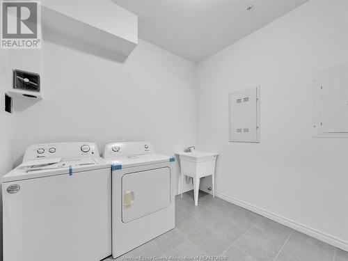 1888 Westview Park Boulevard Unit# 416, Lasalle, ON - Indoor Photo Showing Laundry Room