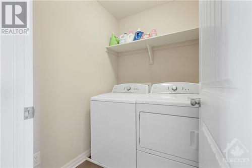 523 Knotridge Street, Ottawa, ON - Indoor Photo Showing Laundry Room