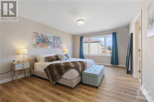 523 Knotridge Street, Ottawa, ON - Indoor Photo Showing Bedroom