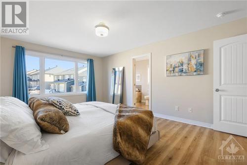 523 Knotridge Street, Ottawa, ON - Indoor Photo Showing Bedroom