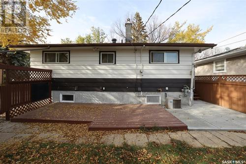 673 Royal Street, Regina, SK - Outdoor With Exterior