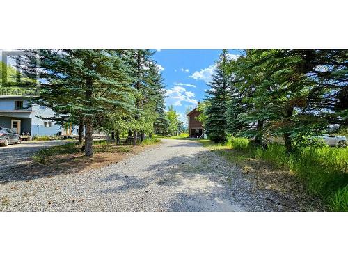 3560 Island Pond Road, Skookumchuck, BC - Outdoor