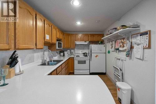 251 6Th Street Se Unit# 312 Lot# 30, Salmon Arm, BC - Indoor Photo Showing Kitchen With Double Sink