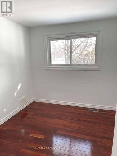 611 Scenic Drive, Hamilton, ON - Indoor Photo Showing Other Room