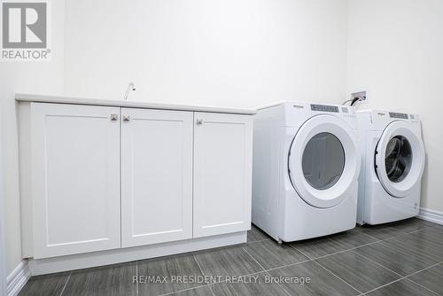 269 Broadacre Drive, Kitchener, ON - Indoor Photo Showing Laundry Room