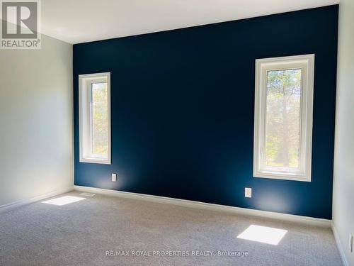 20 Athabaska Drive, Belleville, ON - Indoor Photo Showing Other Room