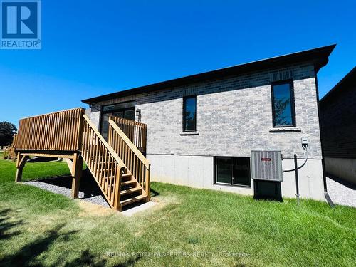 20 Athabaska Drive, Belleville, ON - Outdoor