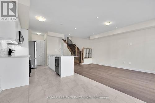 145 Keelson Street, Welland, ON - Indoor Photo Showing Kitchen