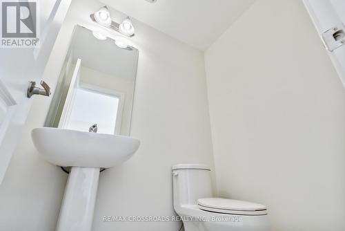 2731 Peter Matthews Drive, Pickering, ON - Indoor Photo Showing Bathroom