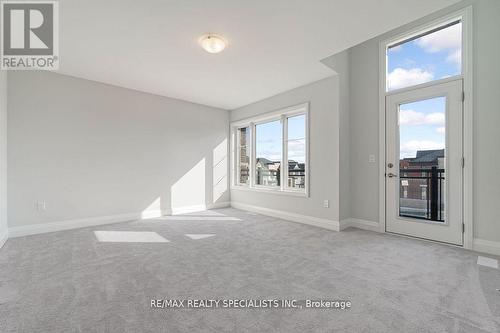 865 Knights Lane, Woodstock, ON - Indoor Photo Showing Other Room