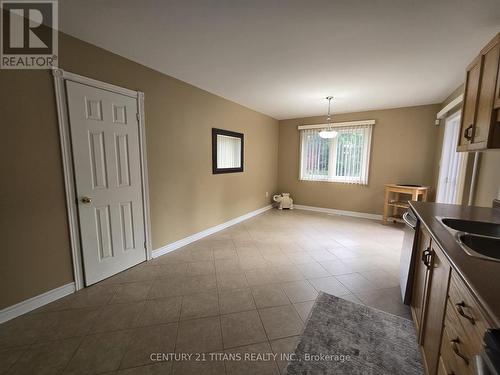 72 Forest Avenue, Wasaga Beach, ON - Indoor Photo Showing Kitchen