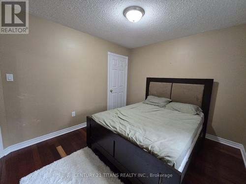 72 Forest Avenue, Wasaga Beach, ON - Indoor Photo Showing Bedroom