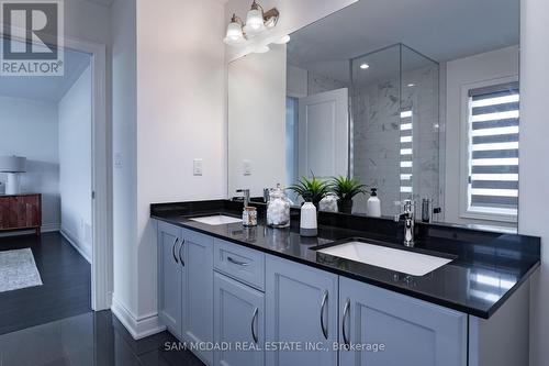 56 Workgreen Park Way, Brampton, ON - Indoor Photo Showing Bathroom