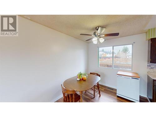 1017 16Th Avenue S, Cranbrook, BC - Indoor Photo Showing Dining Room