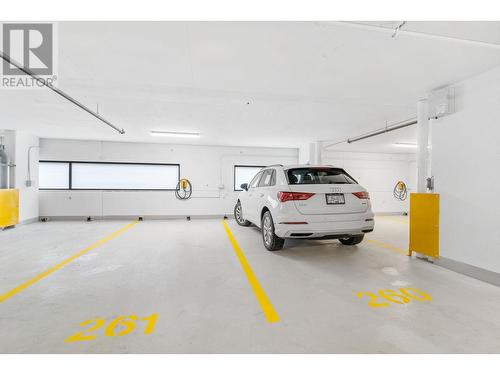 1488 Bertram Street Unit# 2902, Kelowna, BC - Indoor Photo Showing Garage