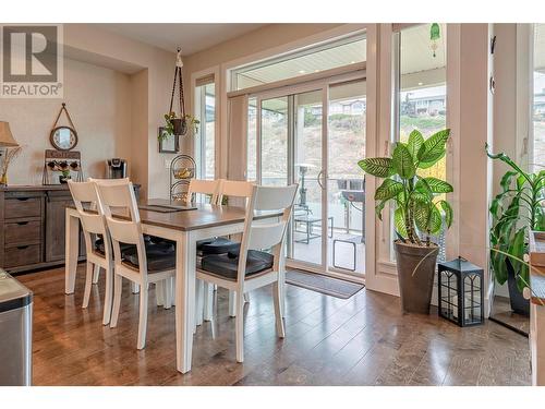 237 Kicking Horse Place, Vernon, BC - Indoor Photo Showing Dining Room