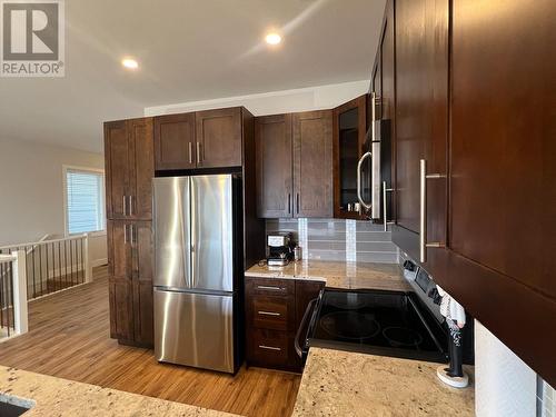 1274 Bergamot Avenue, Kelowna, BC - Indoor Photo Showing Kitchen With Stainless Steel Kitchen With Double Sink