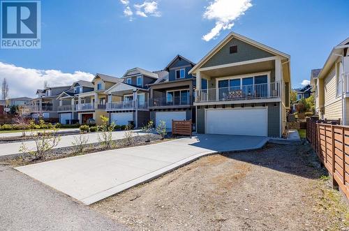 1274 Bergamot Avenue, Kelowna, BC - Outdoor With Facade