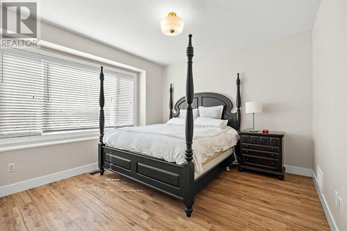 1274 Bergamot Avenue, Kelowna, BC - Indoor Photo Showing Bedroom