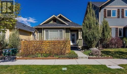 1274 Bergamot Avenue, Kelowna, BC - Outdoor With Facade