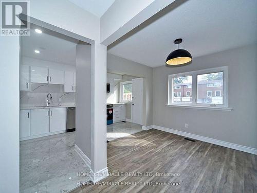 82 - 6429 Finch Avenue W, Toronto, ON - Indoor Photo Showing Other Room