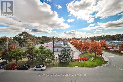 A402 - 1117 Cooke Boulevard, Burlington, ON - Outdoor With View