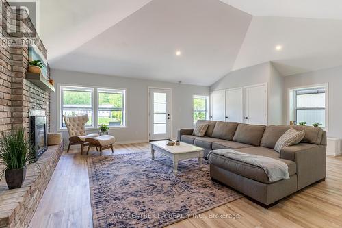 48265 Rush Creek Line, Malahide (Port Bruce), ON - Indoor Photo Showing Living Room With Fireplace