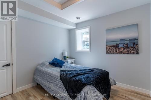 48265 Rush Creek Line, Malahide (Port Bruce), ON - Indoor Photo Showing Bedroom