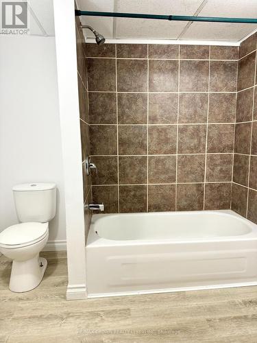 8 Wolfe Street, Kapuskasing, ON - Indoor Photo Showing Bathroom