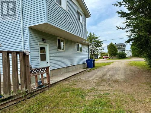 8 Wolfe Street, Kapuskasing, ON - Outdoor